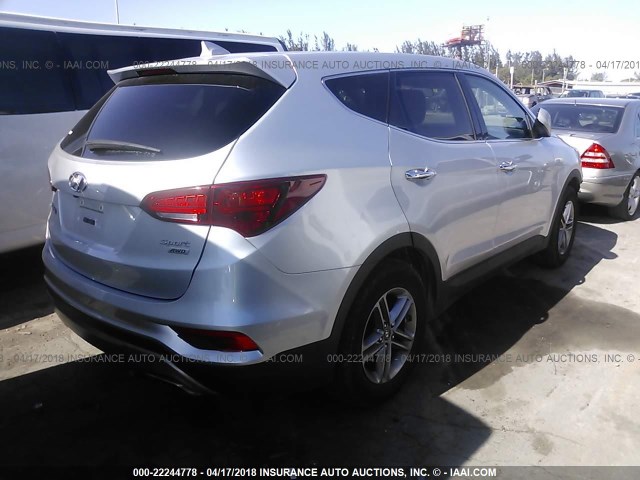 5XYZTDLB1HG432122 - 2017 HYUNDAI SANTA FE SPORT  SILVER photo 4