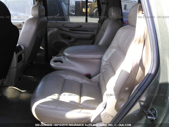 5LMFU28A41LJ07133 - 2001 LINCOLN NAVIGATOR 绿色 照片 8