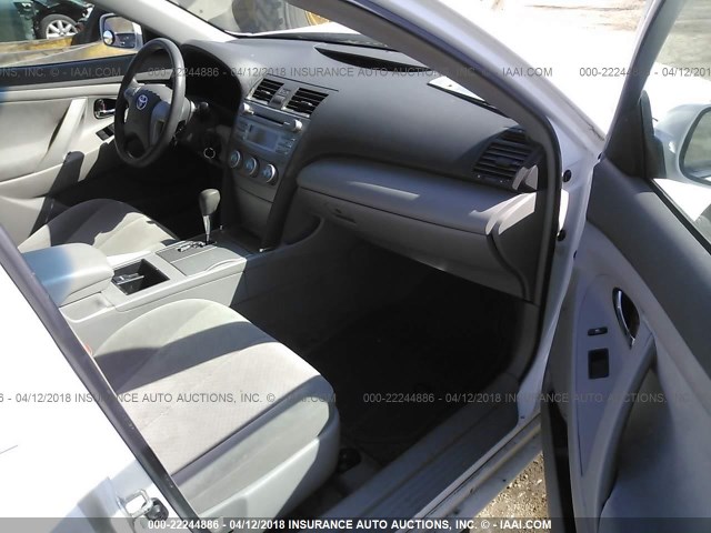4T1BE46KX7U513698 - 2007 TOYOTA CAMRY NEW GENERAT CE/LE/XLE/SE WHITE photo 5