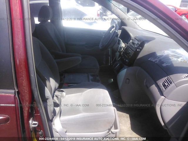 5TDZA23C15S352790 - 2005 TOYOTA SIENNA CE/LE RED photo 5