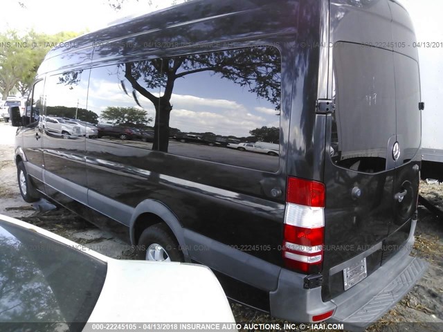 WDZPE8CD1B5571337 - 2011 MERCEDES-BENZ SPRINTER 2500 BLACK photo 3