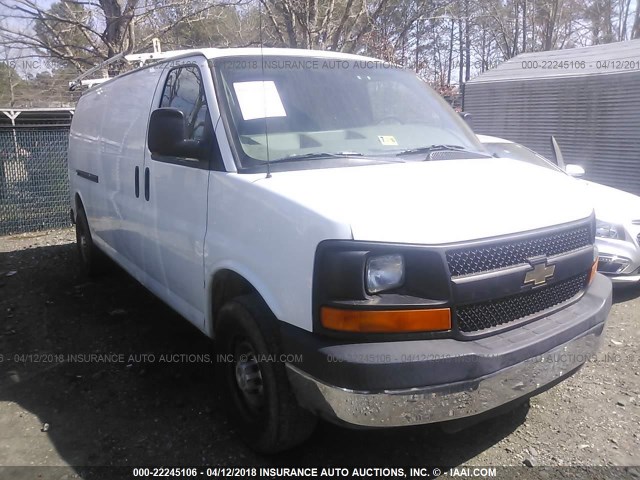 1GCGG29K091137179 - 2009 CHEVROLET EXPRESS G2500  WHITE photo 1