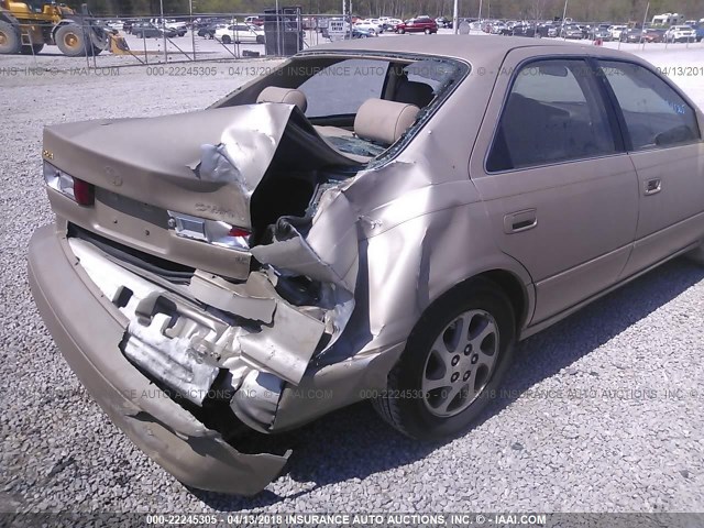 4T1BF28K4XU932032 - 1999 TOYOTA CAMRY LE/XLE ოქროსფერი ფოტო 6