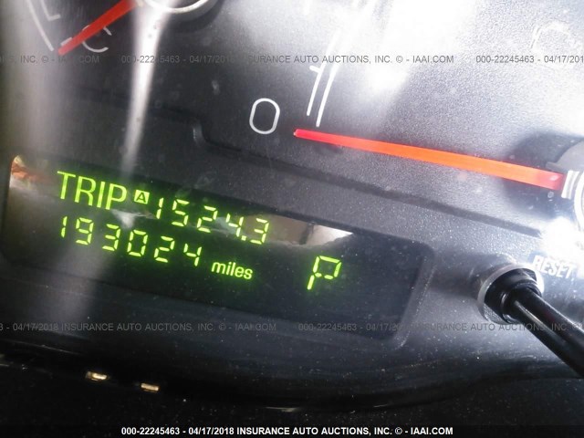 1LNHM87A05Y630433 - 2005 LINCOLN LS WHITE photo 7