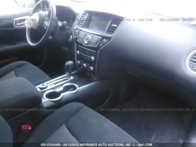 5N1DR2MM5HC658239 - 2017 NISSAN PATHFINDER S/SV/SL/PLATINUM 黑色 照片 5