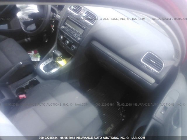 WVWDA7AJ0BW072685 - 2011 VOLKSWAGEN GOLF 红色 照片 5