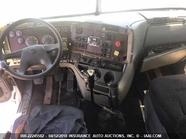 1FUJBBCK14LL98632 - 2004 FREIGHTLINER CONVENTIONAL ST120 Unknown photo 5