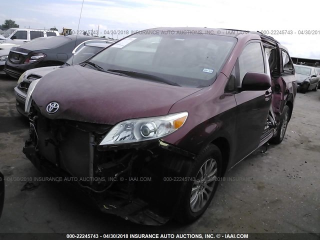 5TDYK3DC1BS135605 - 2011 TOYOTA SIENNA XLE/LIMITED MAROON photo 2