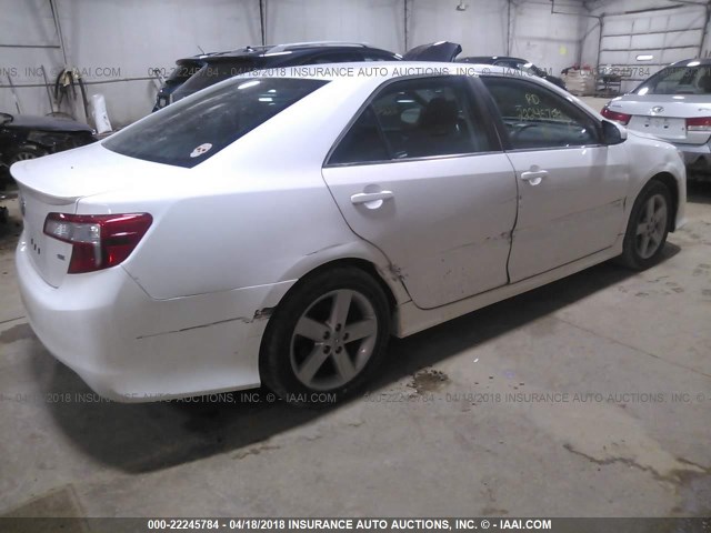 4T1BF1FK3CU532406 - 2012 TOYOTA CAMRY SE/LE/XLE WHITE photo 4