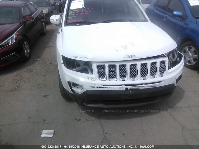 1C4NJCEA1GD620011 - 2016 JEEP COMPASS LATITUDE 白色 照片 6