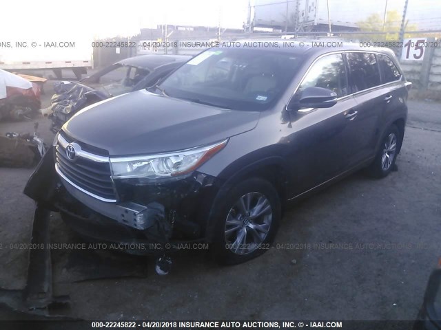 5TDZKRFH9GS134175 - 2016 TOYOTA HIGHLANDER LE/LE PLUS GRAY photo 2