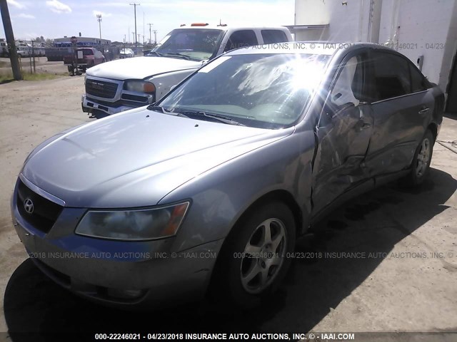 5NPEU46F76H022375 - 2006 HYUNDAI SONATA GLS/LX GRAY photo 2