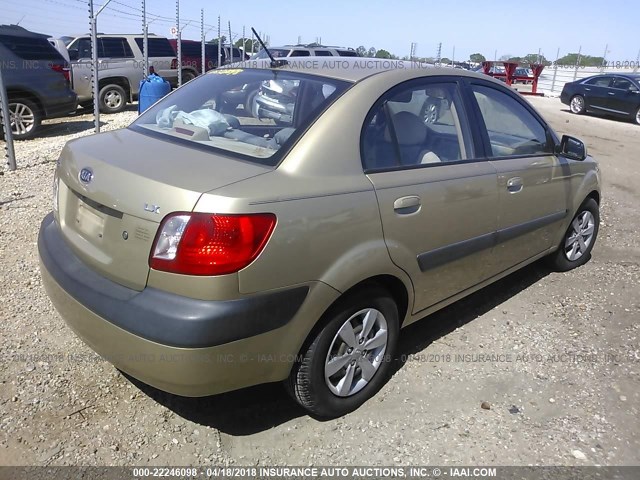KNADE223596519137 - 2009 KIA RIO LX/SX GOLD photo 4