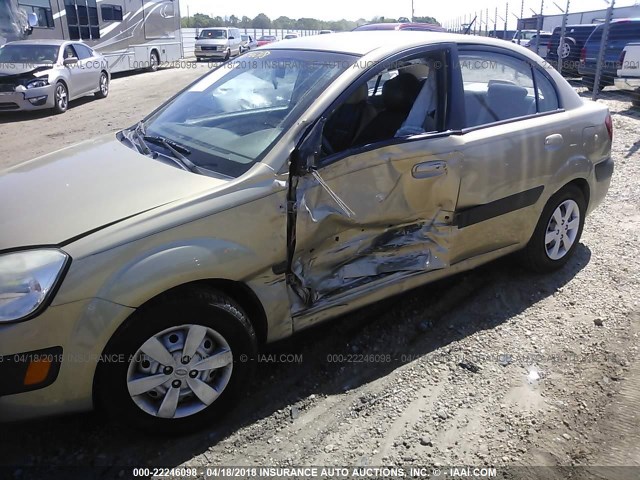 KNADE223596519137 - 2009 KIA RIO LX/SX GOLD photo 6
