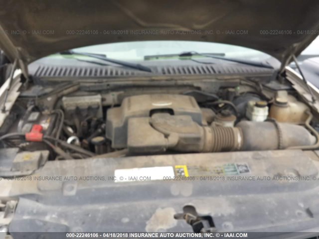 1FMFU16L54LB51339 - 2004 FORD EXPEDITION XLT GOLD photo 10