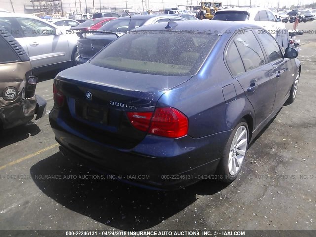 WBAPH5C53BF093069 - 2011 BMW 328 I SULEV BLUE photo 4