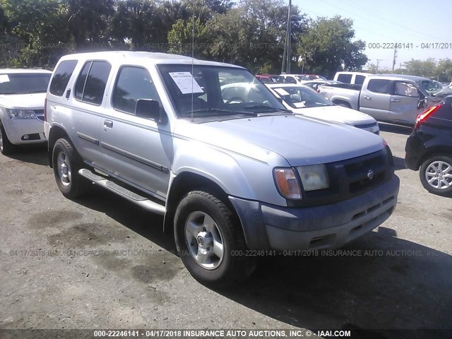 5N1ED28T6YC540835 - 2000 NISSAN XTERRA XE/SE SILVER photo 1