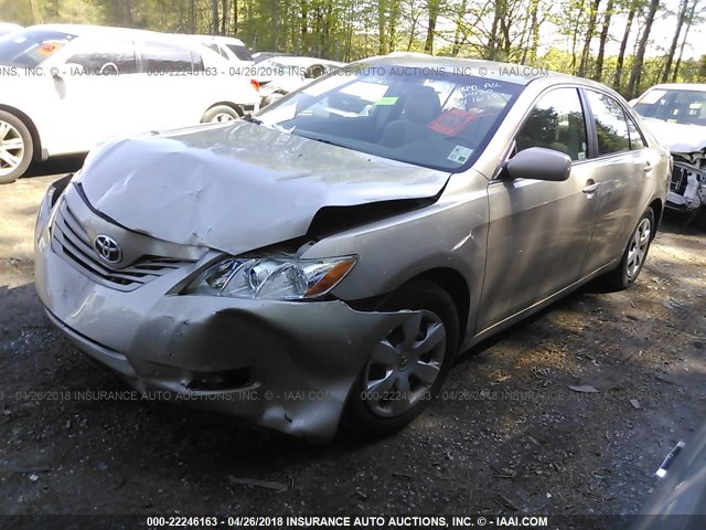 4T1BE46K07U724120 - 2007 TOYOTA CAMRY NEW GENERAT CE/LE/XLE/SE BROWN photo 2