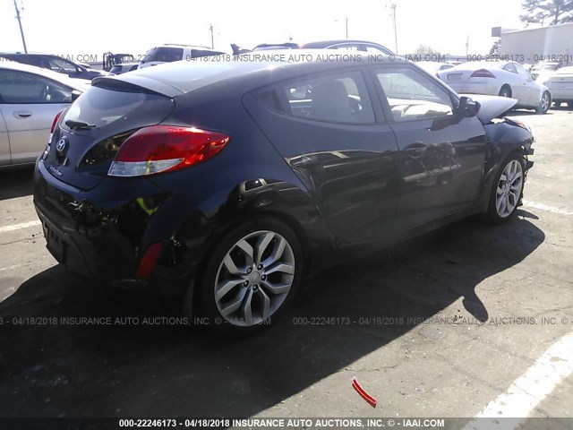 KMHTC6AD3DU146539 - 2013 HYUNDAI VELOSTER BLACK photo 4