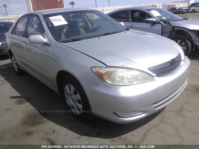 JTDBE32K130236638 - 2003 TOYOTA CAMRY LE/XLE SILVER photo 1