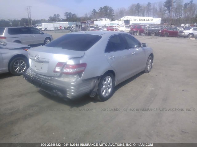 4T1BF3EK8BU632416 - 2011 TOYOTA CAMRY SE/LE/XLE GRAY photo 4