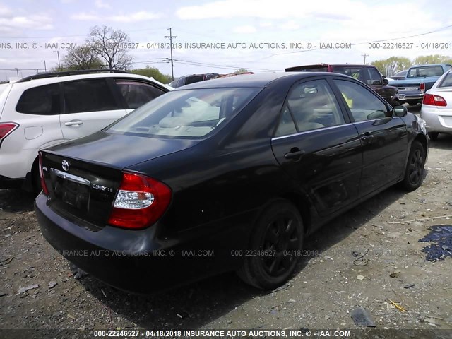 4T1BE32K23U257938 - 2003 TOYOTA CAMRY LE/XLE/SE შავი ფოტო 4
