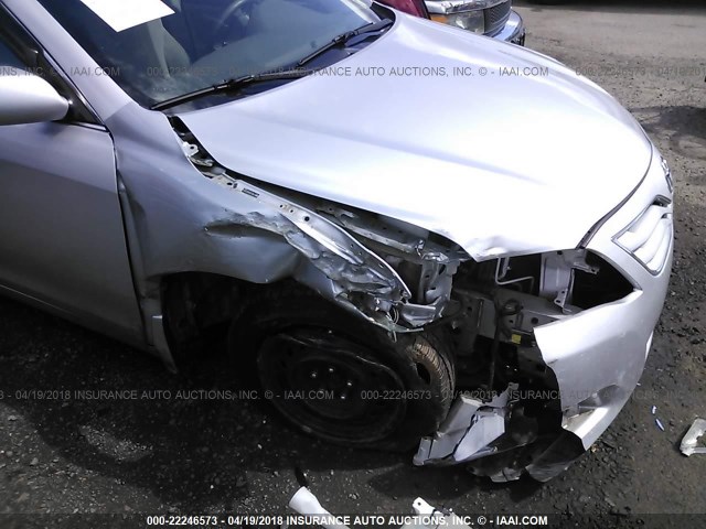 4T1BF3EK6AU071874 - 2010 TOYOTA CAMRY SE/LE/XLE SILVER photo 6