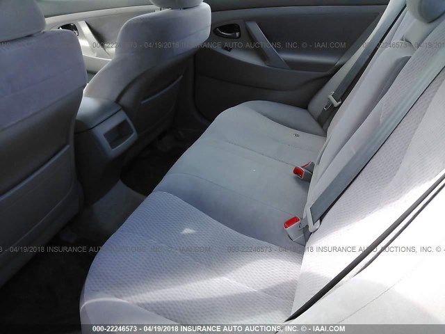 4T1BF3EK6AU071874 - 2010 TOYOTA CAMRY SE/LE/XLE SILVER photo 8