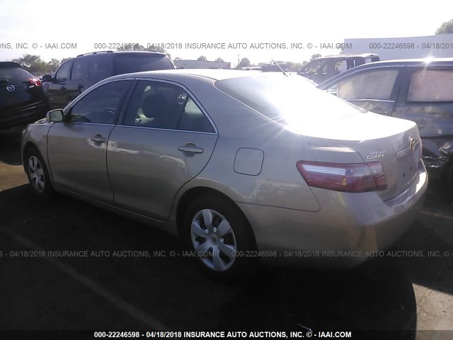 4T1BE46K09U406906 - 2009 TOYOTA CAMRY SE/LE/XLE Champagne photo 3