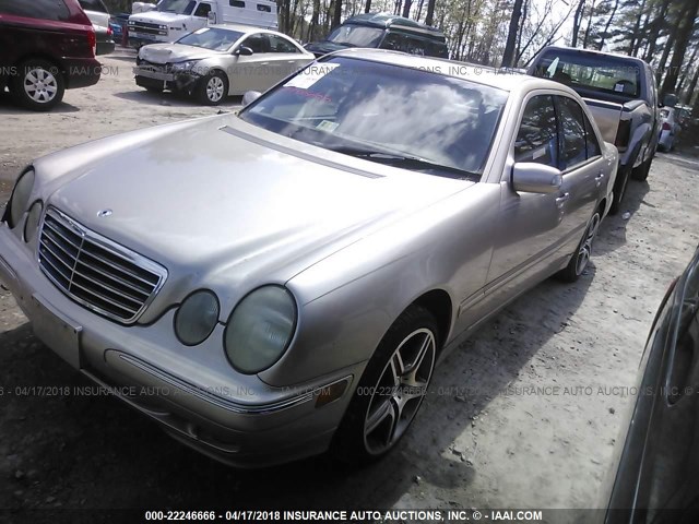 WDBJF83JX1X046562 - 2001 MERCEDES-BENZ E 430 GOLD photo 2