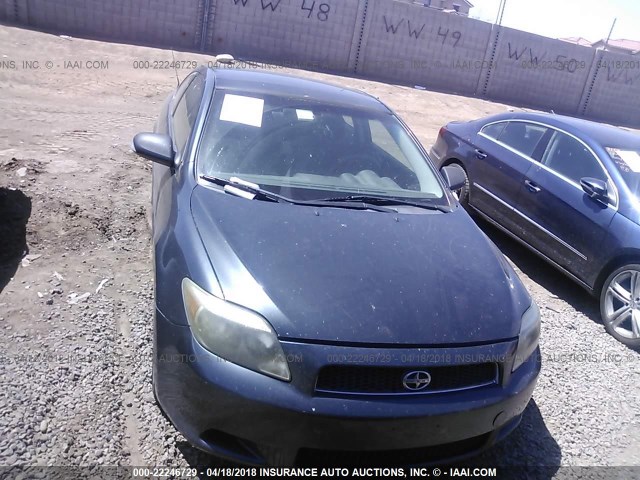 JTKDE177670156879 - 2007 TOYOTA SCION TC 灰色 照片 6