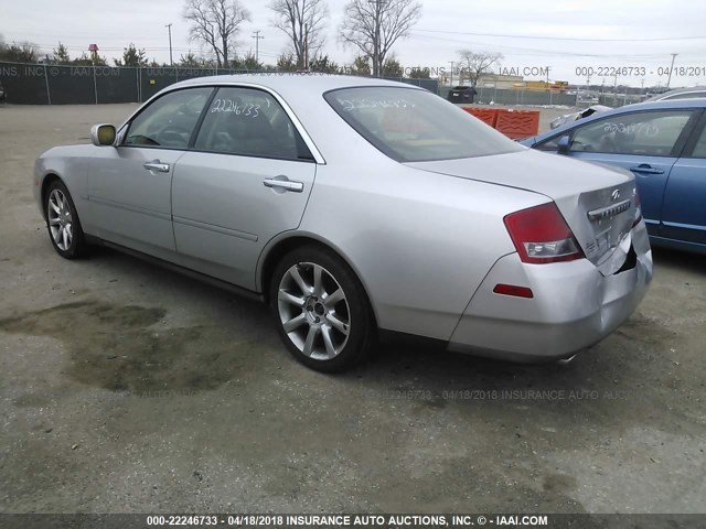 JNKAY41E83M003612 - 2003 INFINITI M45 SILVER photo 3