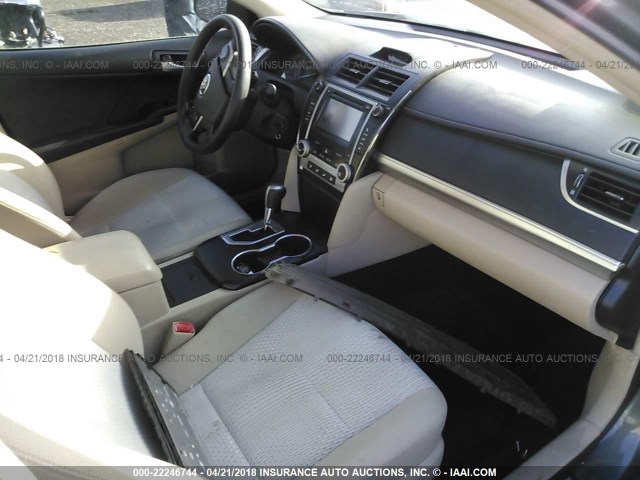 4T1BF1FK7CU518010 - 2012 TOYOTA CAMRY SE/LE/XLE GRAY photo 5