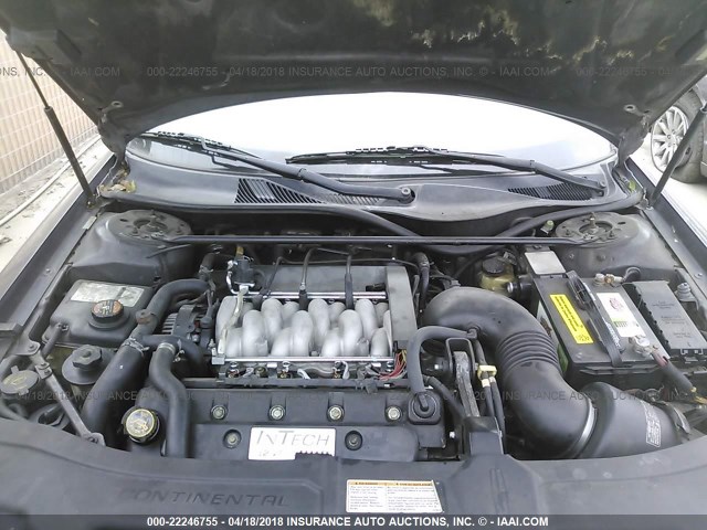 1LNHM97V7XY704829 - 1999 LINCOLN CONTINENTAL  Сұр фото 10