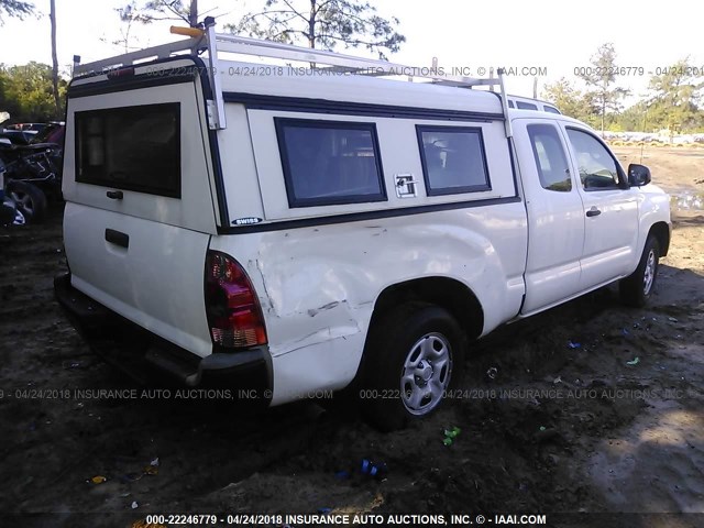 5TFTX4CN7FX060705 - 2015 TOYOTA TACOMA ACCESS CAB Weiß Foto 4