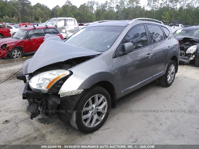 JN8AS5MT8BW159952 - 2011 NISSAN ROGUE S/SV/KROM SILVER photo 2