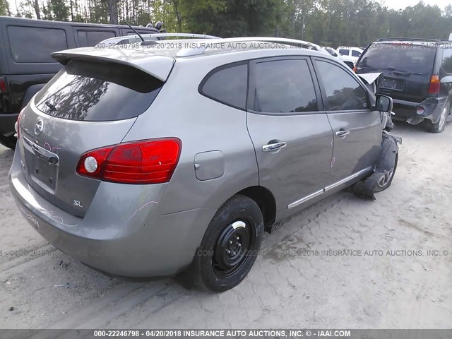JN8AS5MT8BW159952 - 2011 NISSAN ROGUE S/SV/KROM SILVER photo 4
