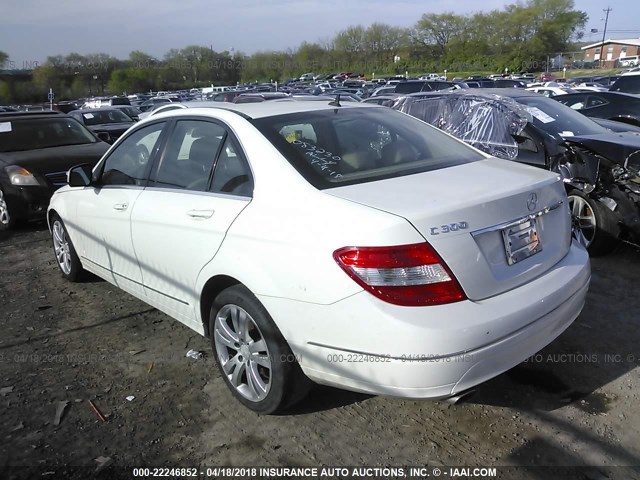 WDDGF54X19R083230 - 2009 MERCEDES-BENZ C 300 WHITE photo 3