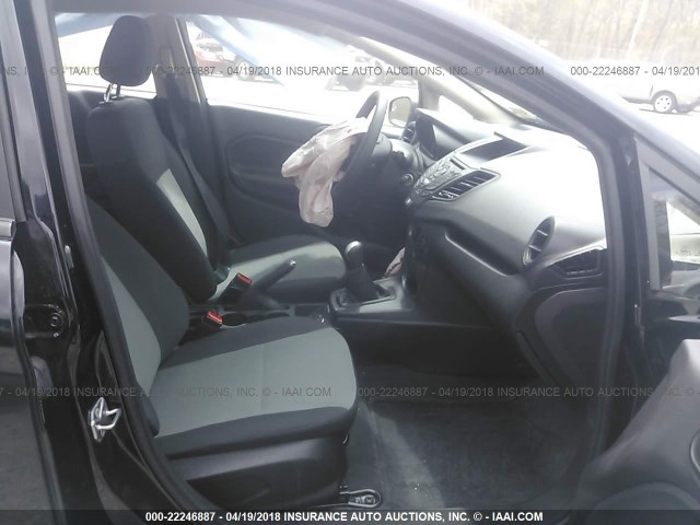 3FADP4AJ9GM159124 - 2016 FORD FIESTA S BLACK photo 5