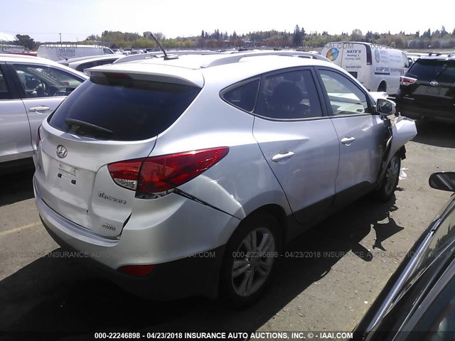 KM8JUCAC9DU595217 - 2013 HYUNDAI TUCSON GLS/LIMITED SILVER photo 4