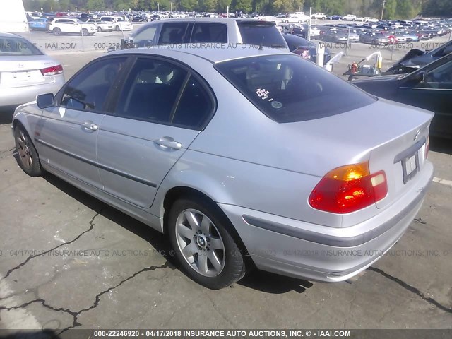 WBAAM3339YFP68386 - 2000 BMW 323 I SILVER photo 3
