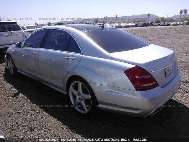 WDDNG9FB6BA389244 - 2011 MERCEDES-BENZ S 400 SILVER photo 3