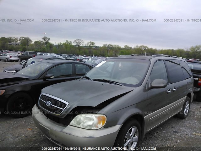 KNDUP131846598767 - 2004 KIA SEDONA EX/LX GRAY photo 2