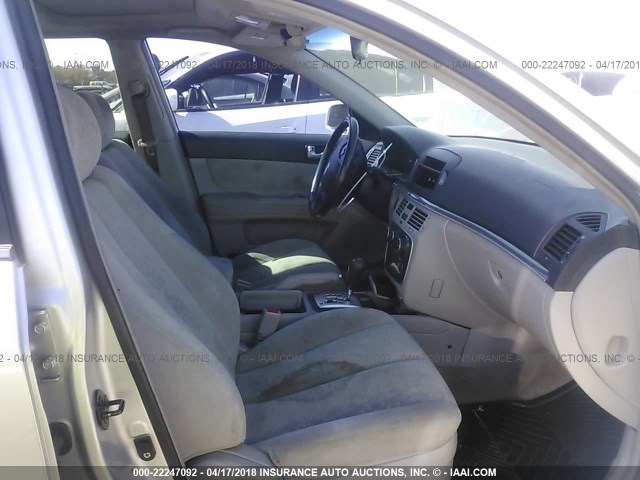 5NPEU46F76H010212 - 2006 HYUNDAI SONATA GLS/LX GRAY photo 5