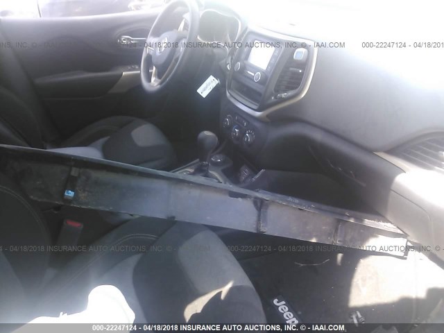 1C4PJMCX4JD583534 - 2018 JEEP CHEROKEE LATITUDE Қара фото 5