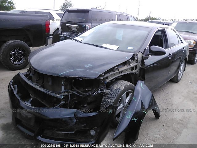 4T1BF1FK4EU736330 - 2014 TOYOTA CAMRY L/SE/LE/XLE 黑色 照片 2