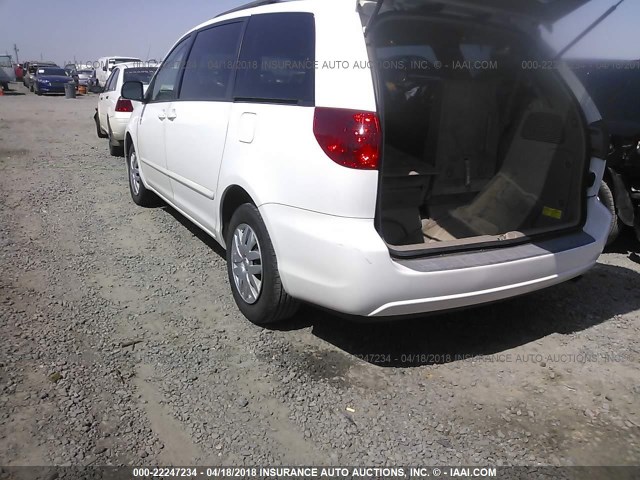 5TDZA23C06S511445 - 2006 TOYOTA SIENNA CE/LE WHITE photo 3