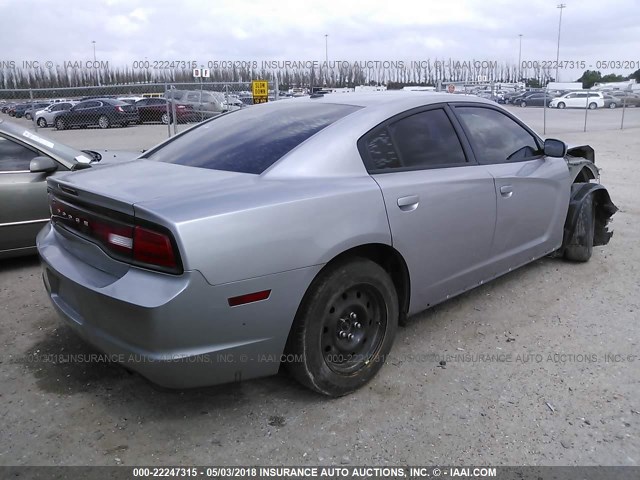 2B3CL3CG3BH527061 - 2011 DODGE CHARGER GRAY photo 4