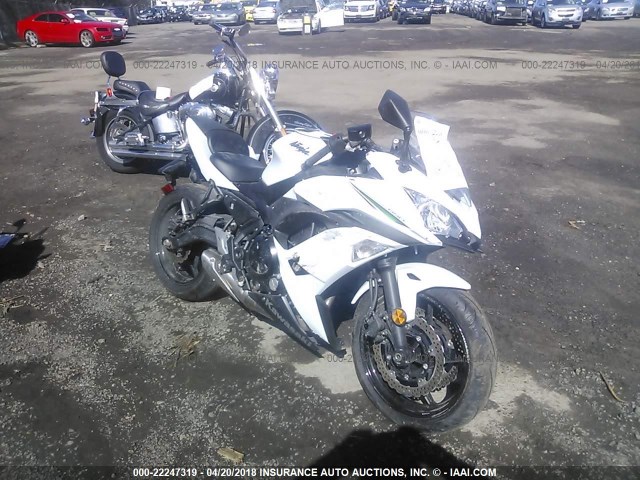 JKAEXEJ19HDA00697 - 2017 KAWASAKI EX650 J შავი ფოტო 1