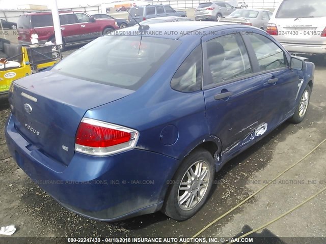 1FAHP35N78W201669 - 2008 FORD FOCUS SE/SEL/SES BLUE photo 4